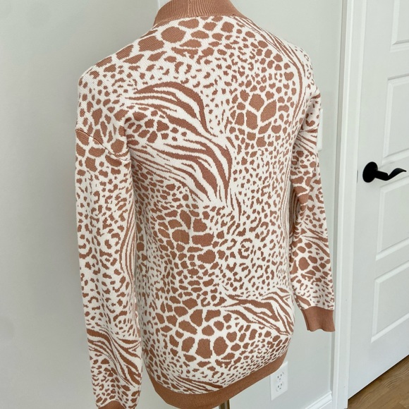Mixed Animal Print Boyfriend Cardigan - Picture 9 of 12